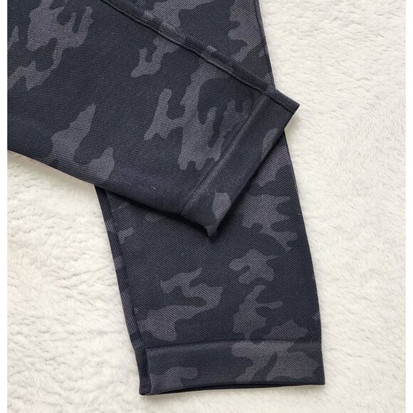 SPANX Tummy Control Seamless Leggings Black Camo 1X - Picture 4 of 6